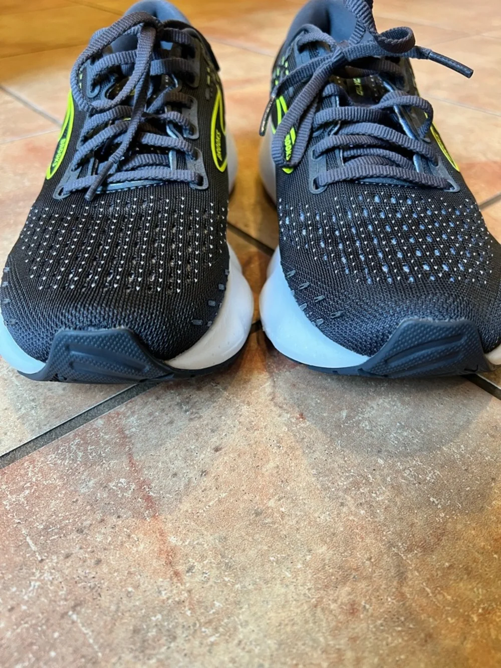 Excellent Brooke Glycerin 20 Sneakers - Picture 3 of 7